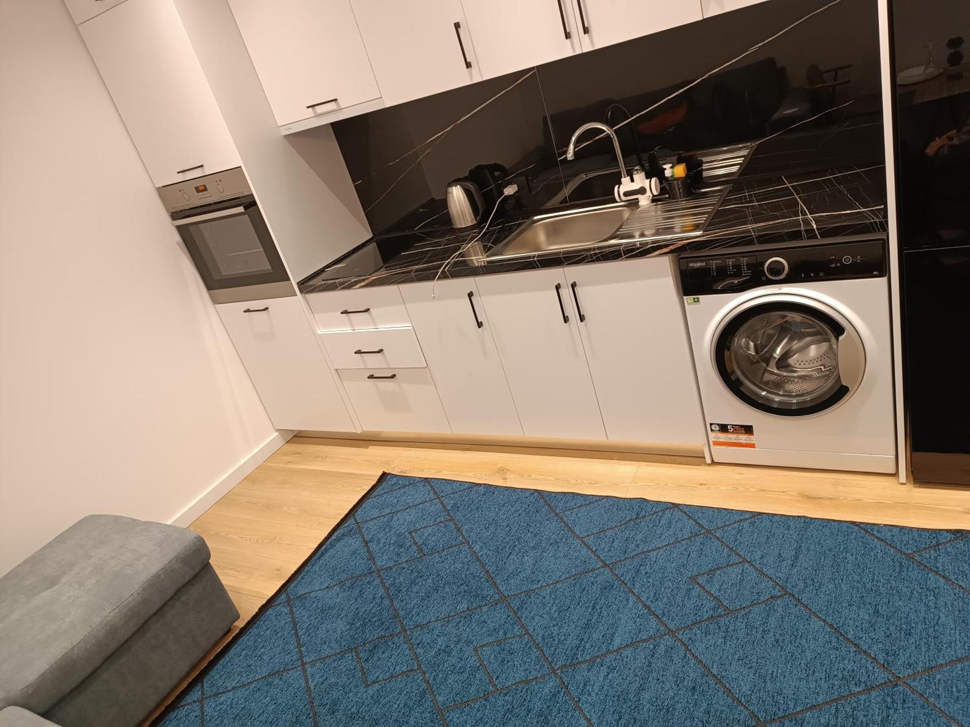 Am Luxury Apartment Тирана Номер фото