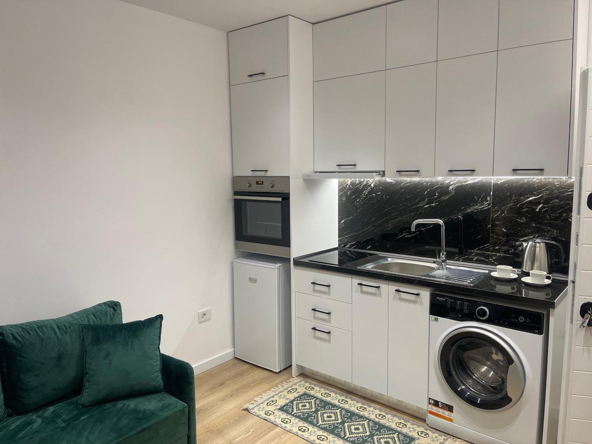 Am Luxury Apartment Тирана Экстерьер фото
